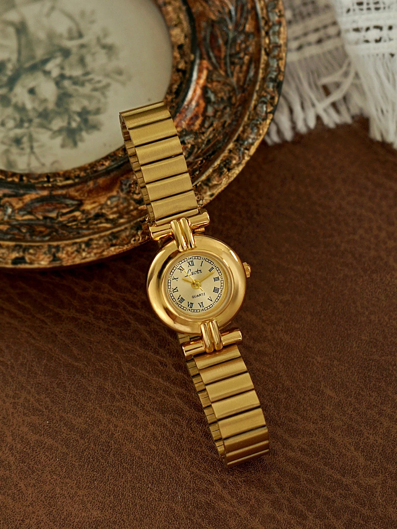 French Retro Gold Small Dial Women's Watch