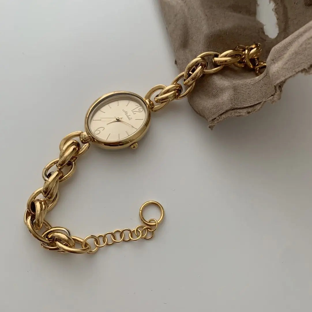 Weaved bracelet watch