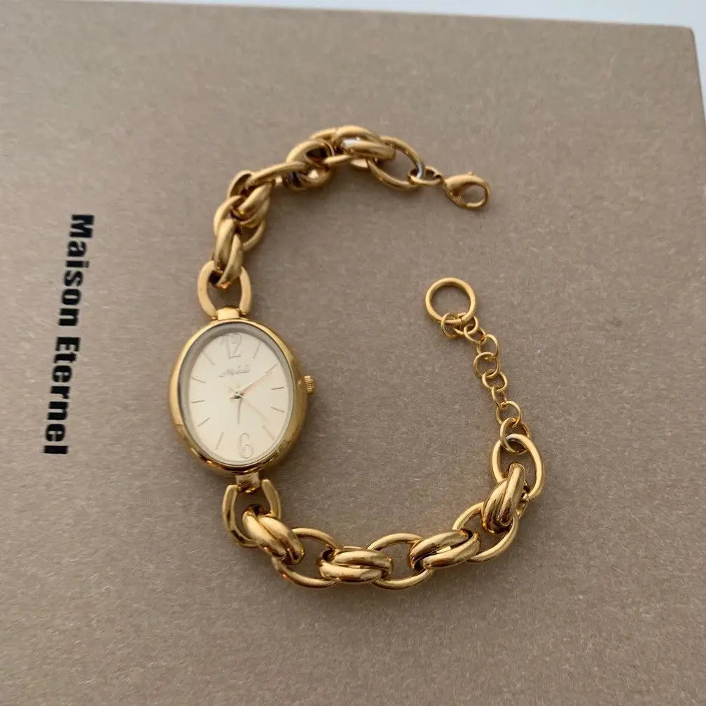 Weaved bracelet watch